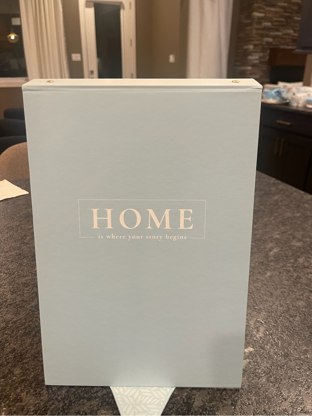 HOME Easel Binder